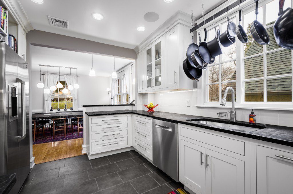 Excellent use of space in a traditional kitchen