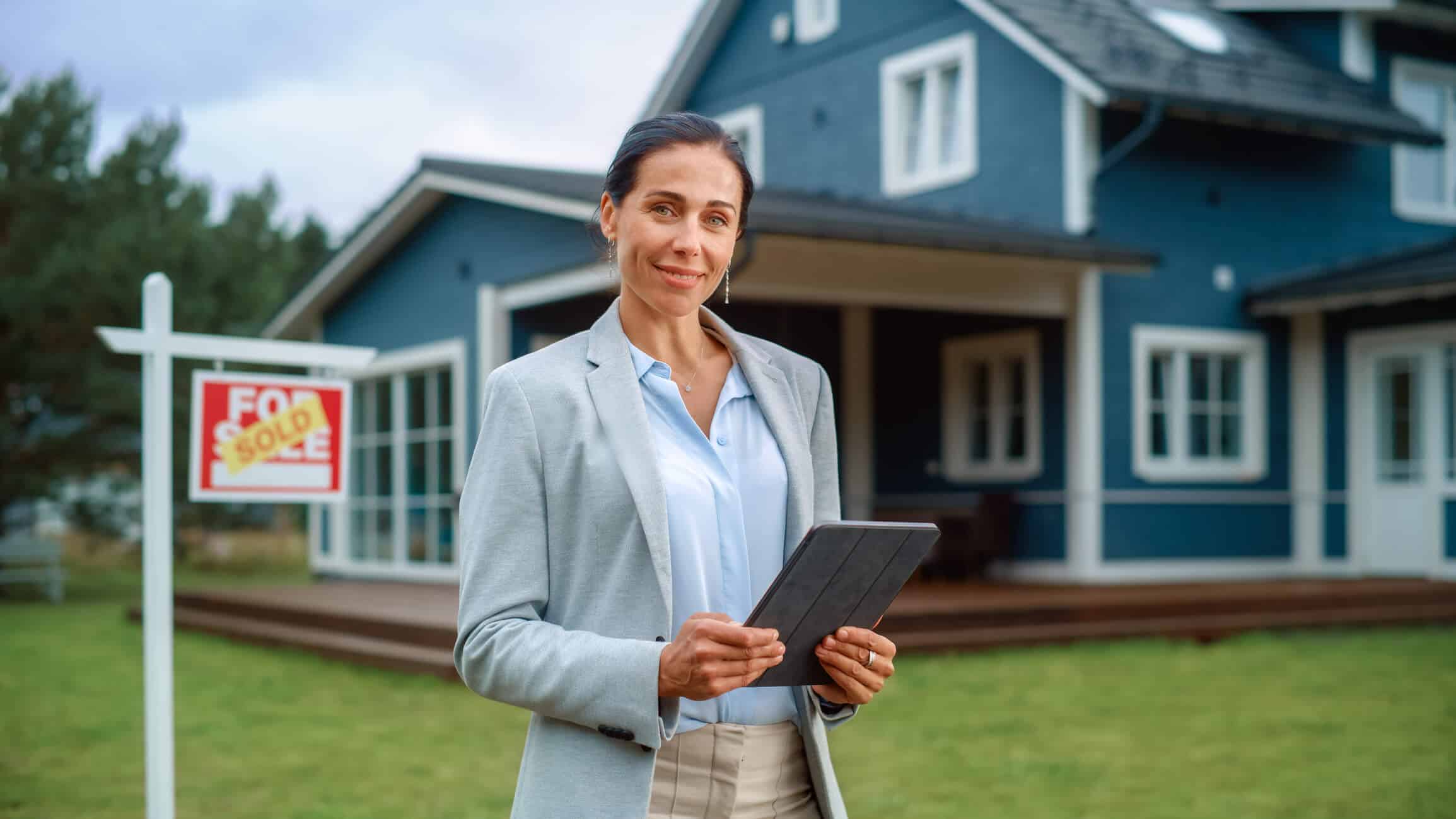 Realtor. Realtors, contractors, and Interior designers refer customers to Main Line Kitchen Design