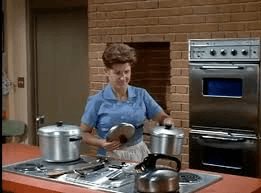 Brady Bunch Maid Alice cooking