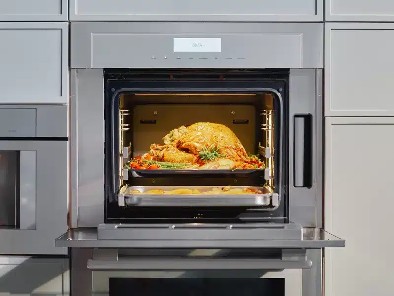 Flush Mounted Ovens: The New Appliance Danger. ⋆